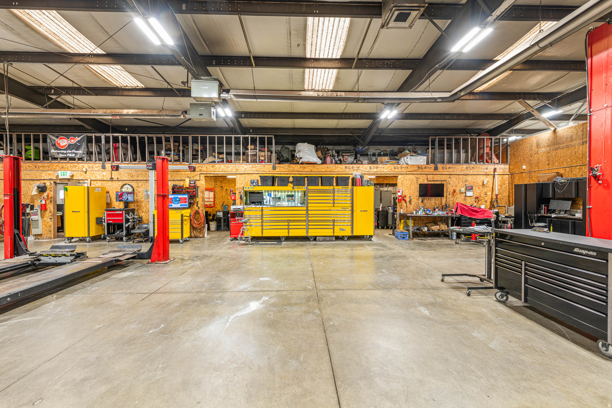 RICHFIELD COMMERCIAL CENTER - Commercial Sale