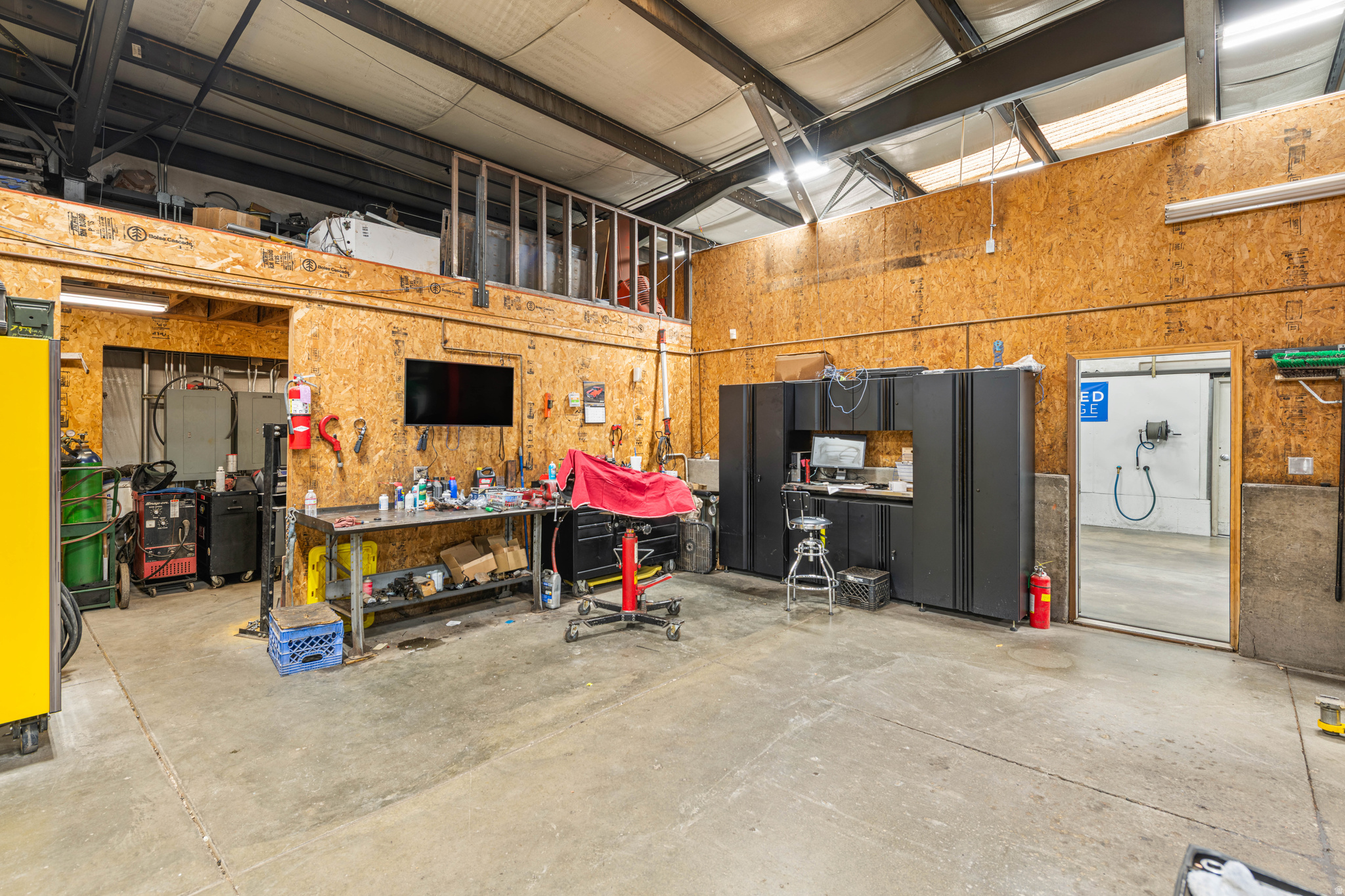 RICHFIELD COMMERCIAL CENTER - Commercial Sale