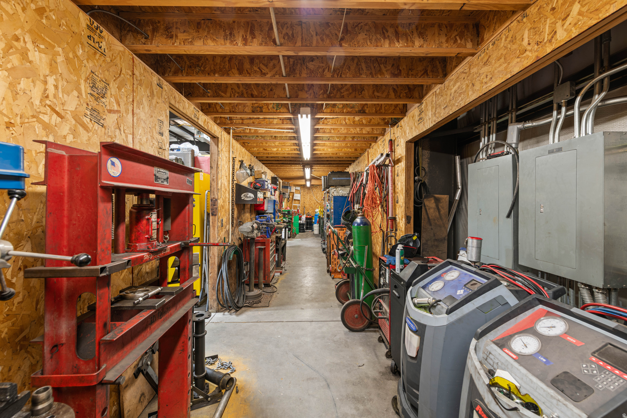 RICHFIELD COMMERCIAL CENTER - Commercial Sale