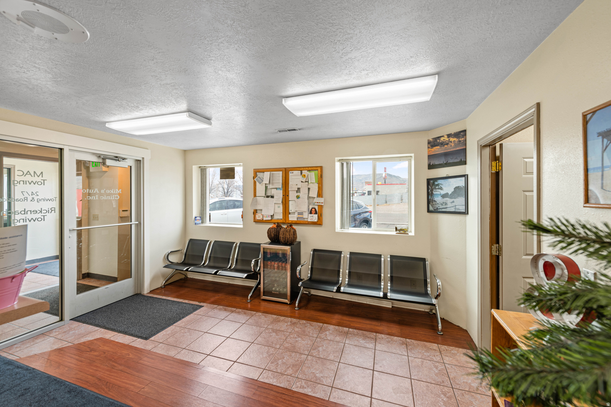 RICHFIELD COMMERCIAL CENTER - Commercial Sale