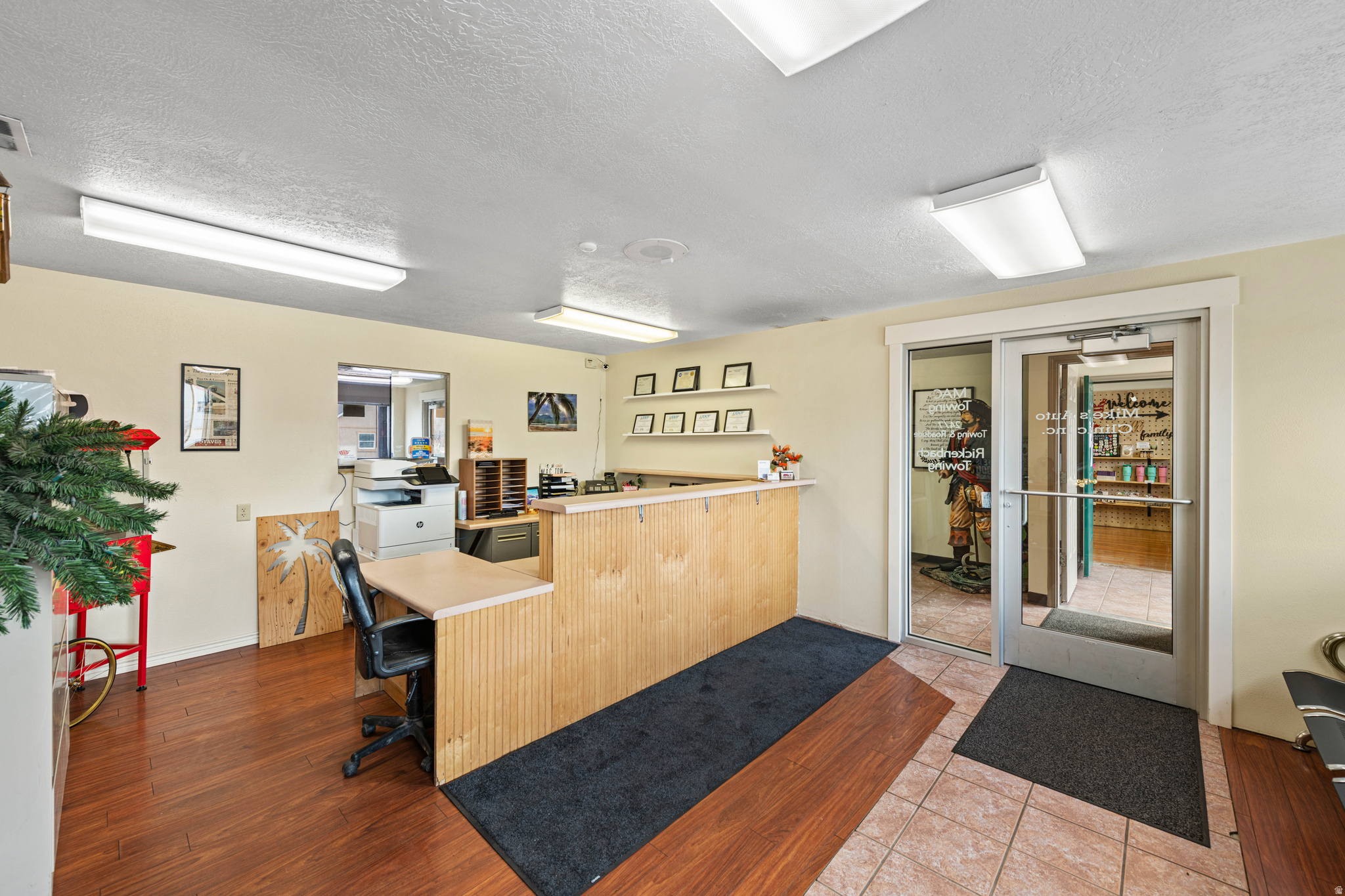 RICHFIELD COMMERCIAL CENTER - Commercial Sale