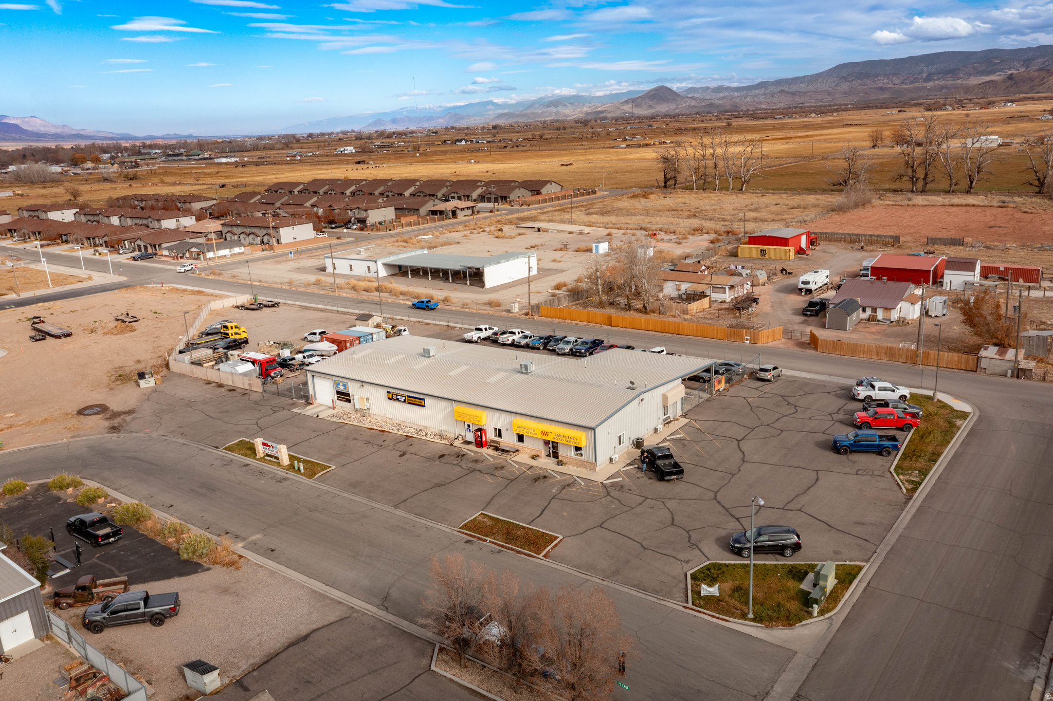 RICHFIELD COMMERCIAL CENTER - Commercial Sale