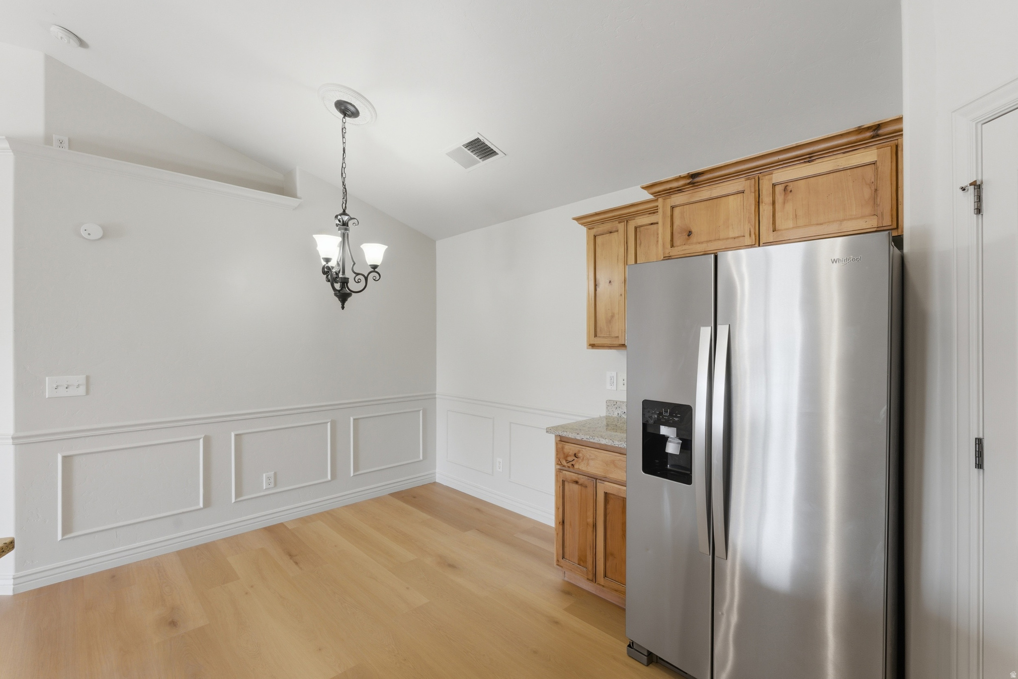 BELLE MONET - Residential