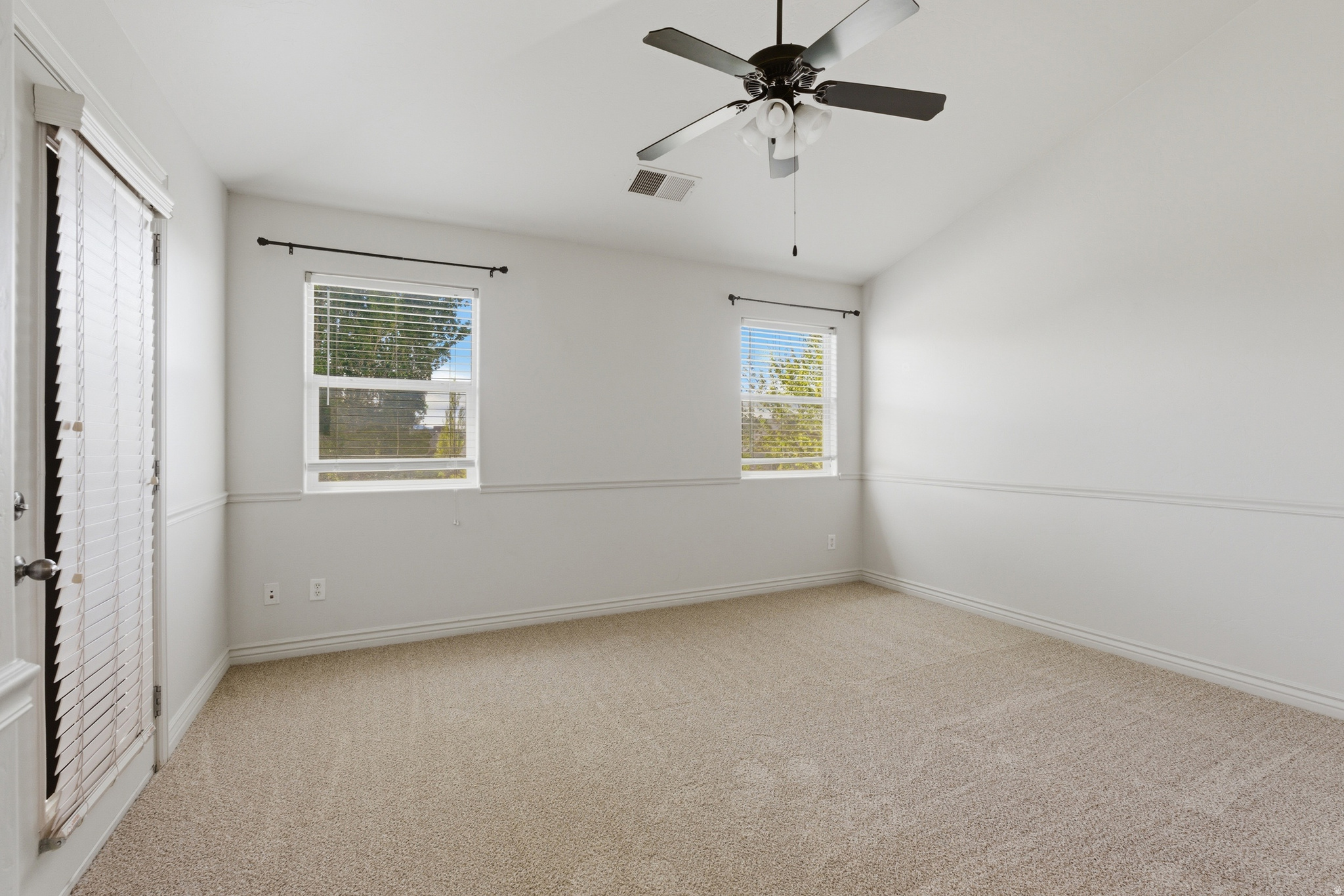 BELLE MONET - Residential