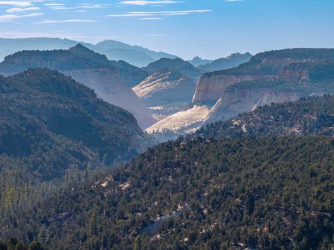 Tiny photo for 6 S NORTH FORK RD, Orderville, UT 84758 (MLS # 2132724)