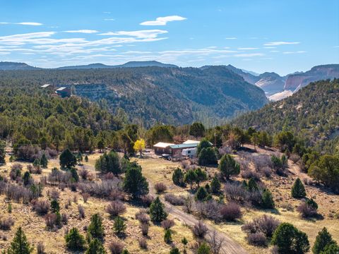 Tiny photo for 6 S NORTH FORK RD, Orderville, UT 84758 (MLS # 2132724)
