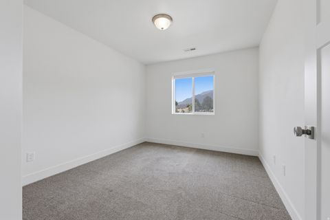 Tiny photo for 428 E 1625 N, North Ogden, UT 84404 (MLS # 2159874)