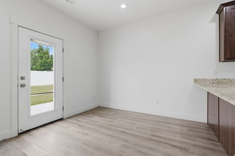 Tiny photo for 428 E 1625 N, North Ogden, UT 84404 (MLS # 2159874)