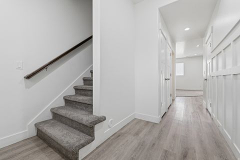 Tiny photo for 428 E 1625 N, North Ogden, UT 84404 (MLS # 2159874)