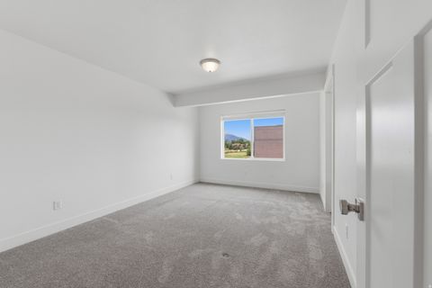 Tiny photo for 428 E 1625 N, North Ogden, UT 84404 (MLS # 2159874)