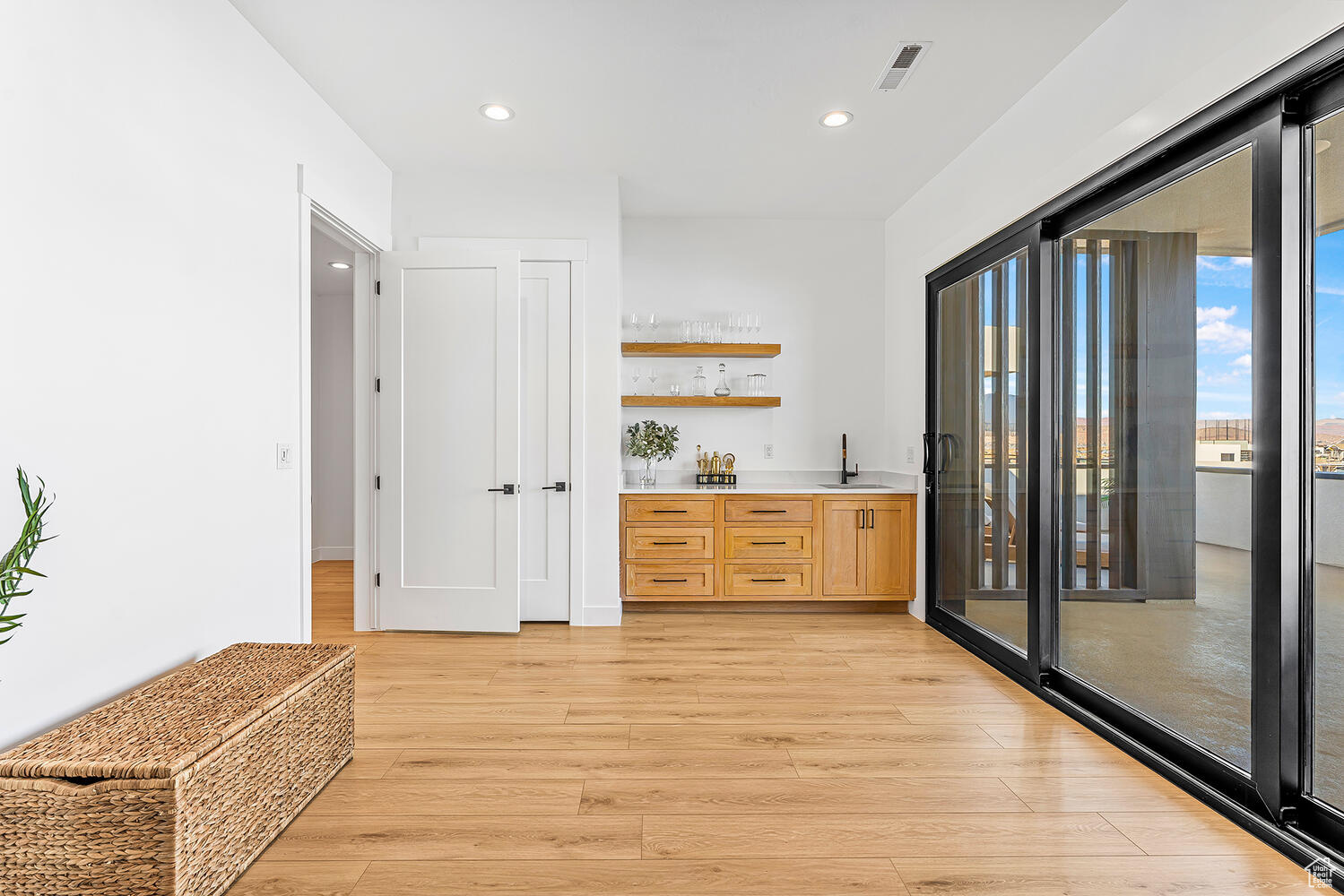 DESERT COLOR RESORT - Residential