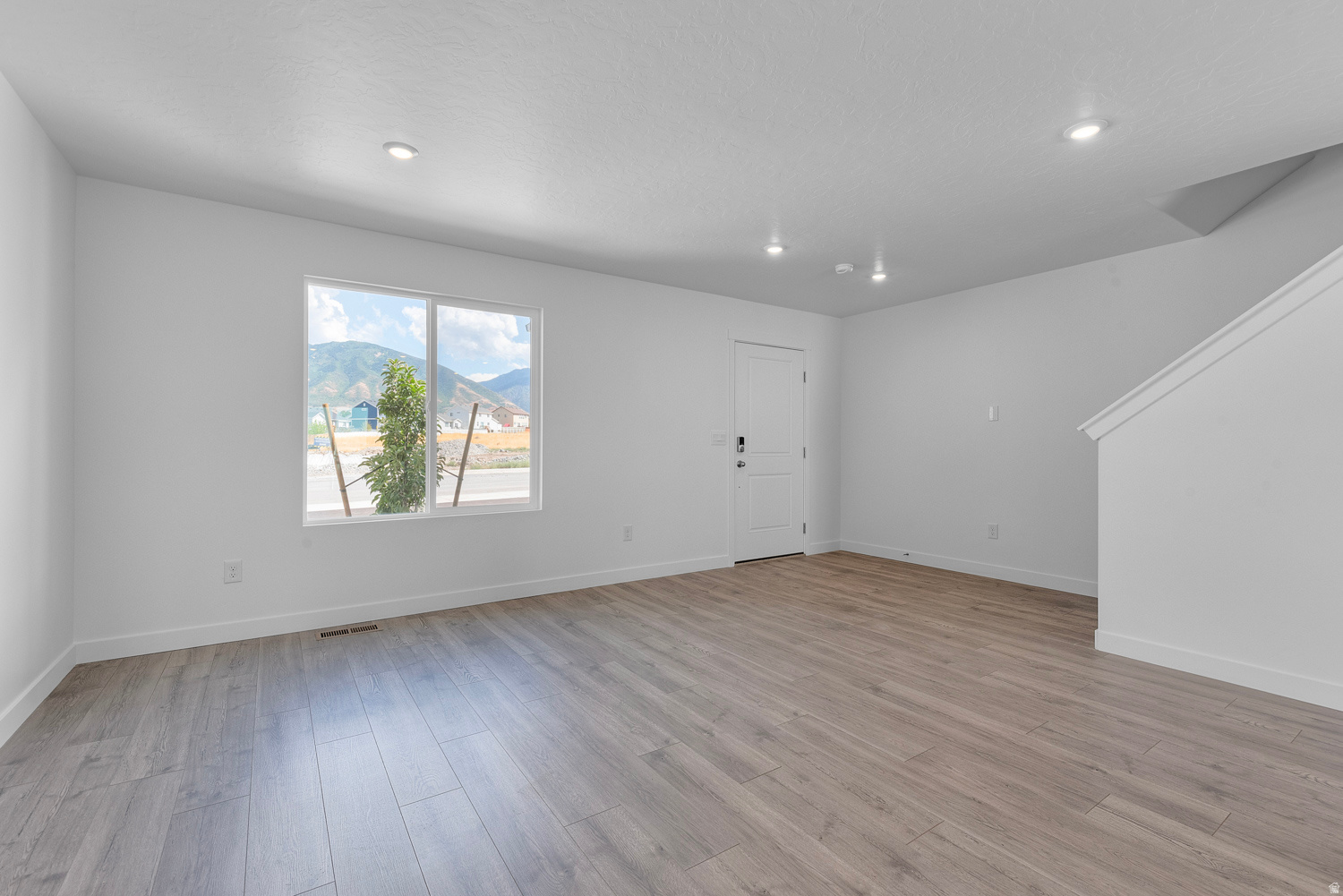 WESTERN ACRES - Residential