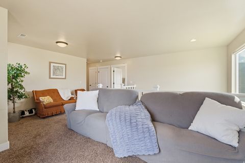 Tiny photo for 1497 W MEADOW GLEN DR, Bluffdale, UT 84065 (MLS # 2147936)