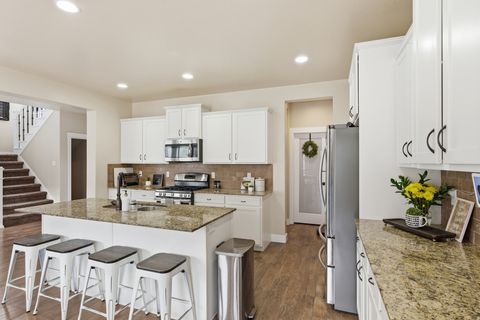 Tiny photo for 1497 W MEADOW GLEN DR, Bluffdale, UT 84065 (MLS # 2147936)