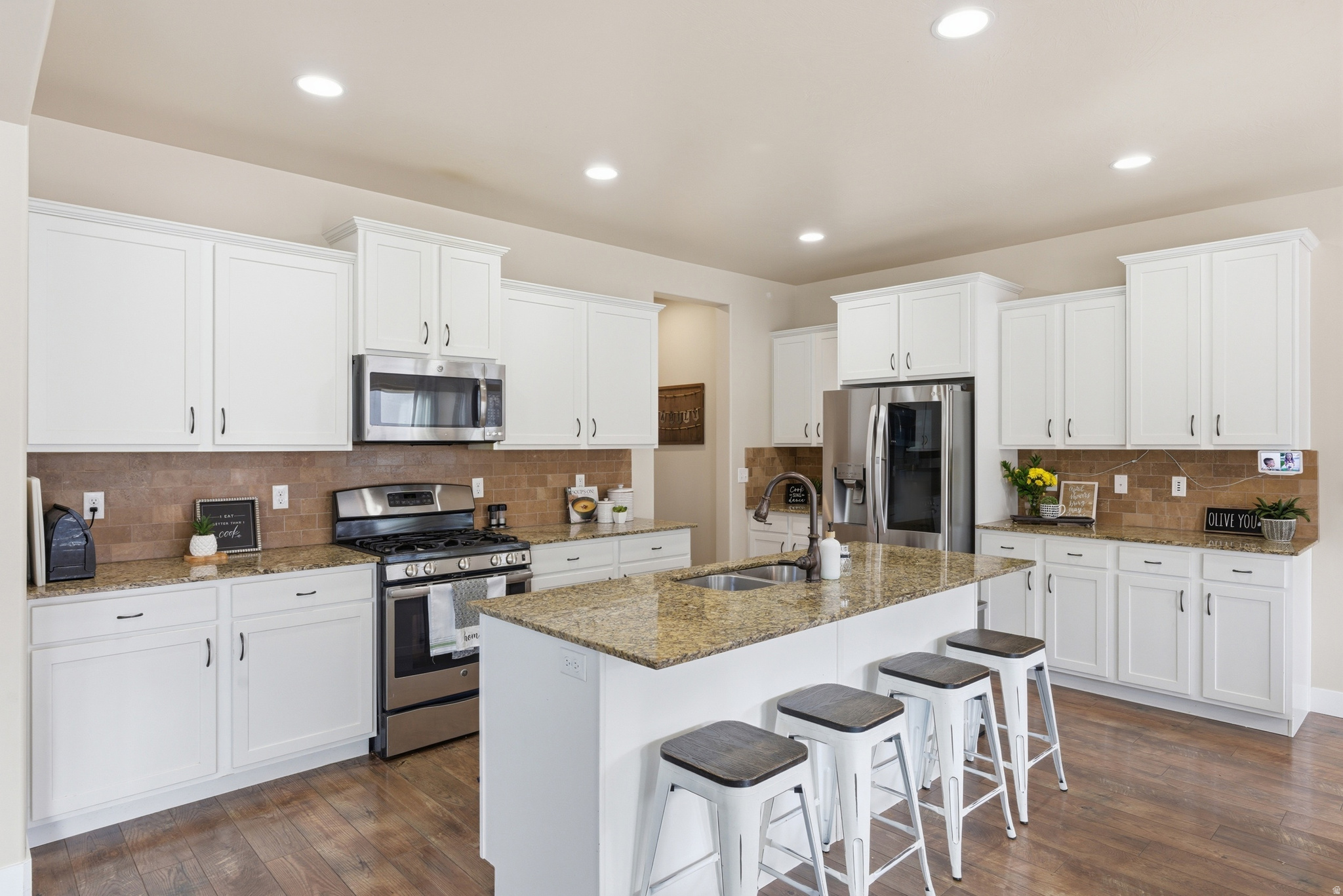 PARRY FARMS - Residential