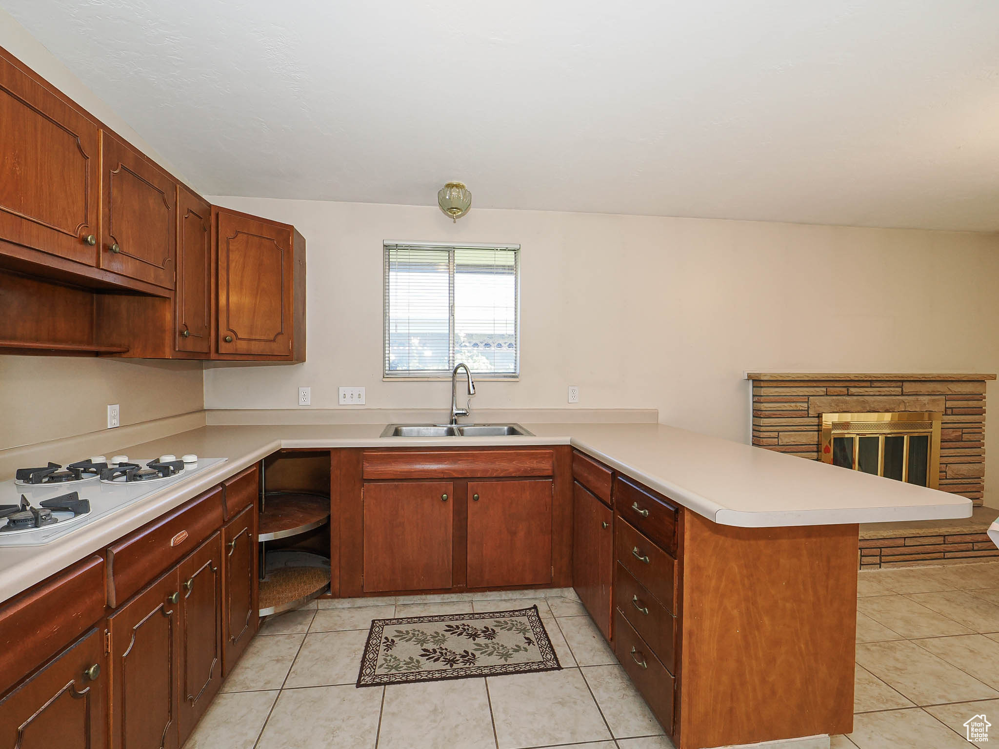 HOLLADAY VILLA - Residential
