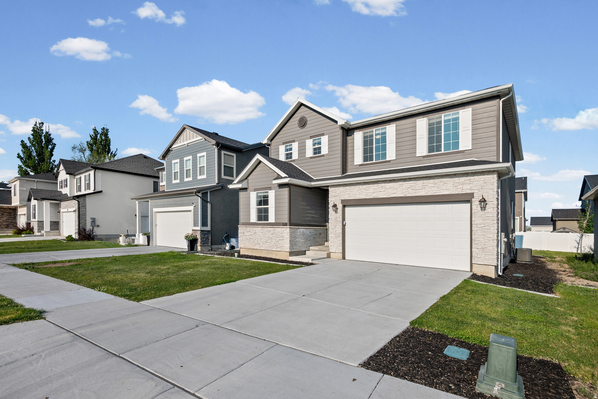 SEASONS AT SIMPSON SPRINGS - Residential