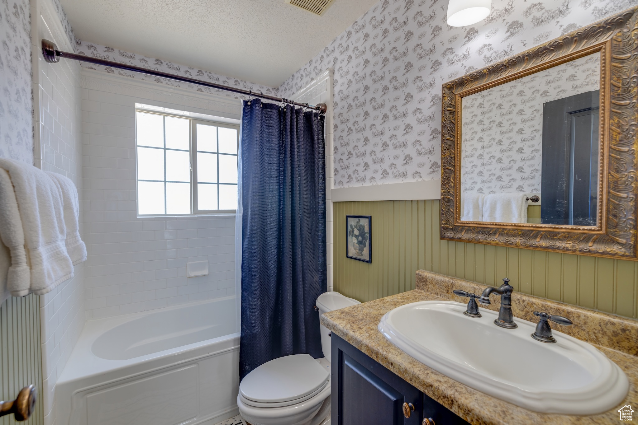 FOXRIDGE SUB LOT 12 - Residential