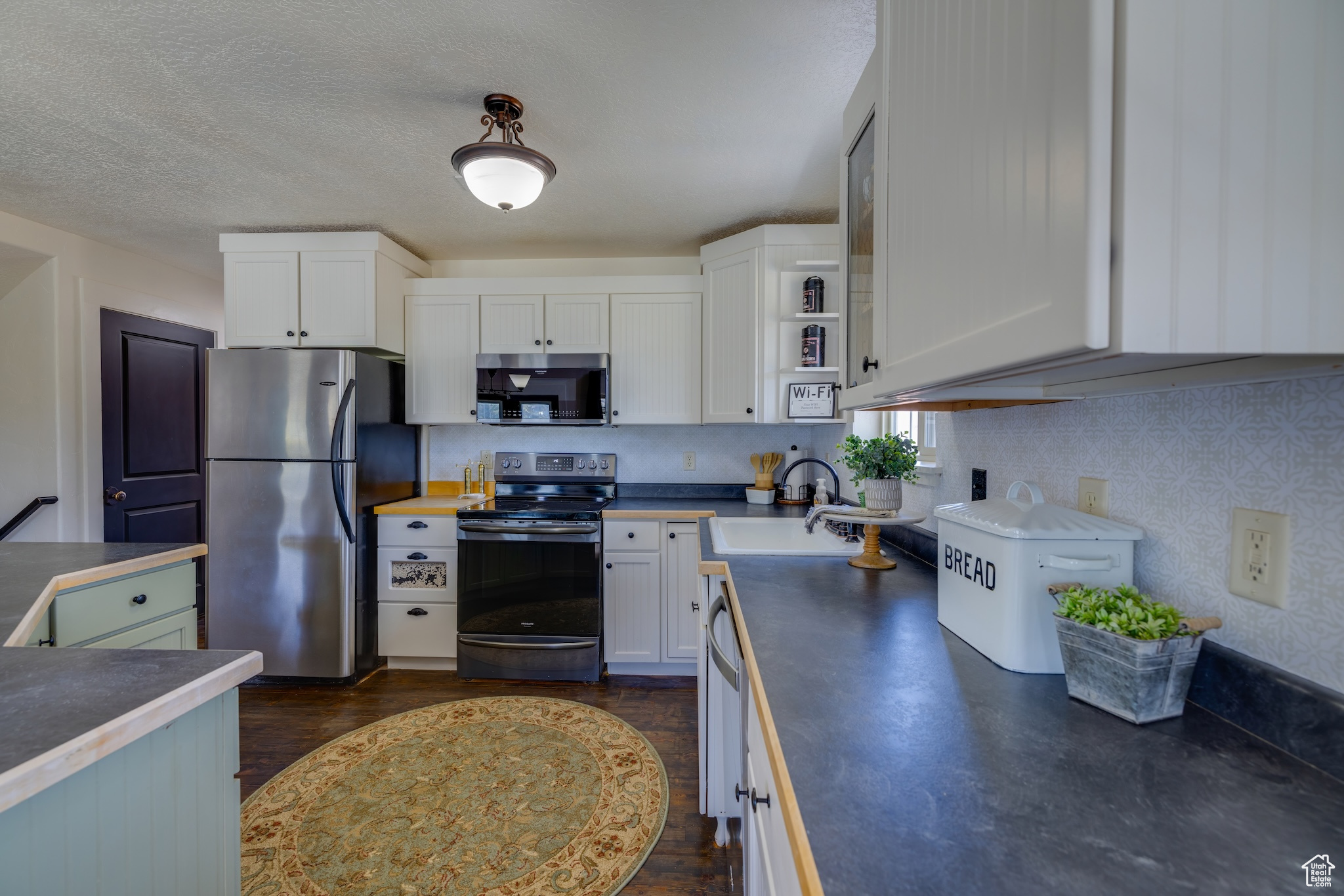 FOXRIDGE SUB LOT 12 - Residential