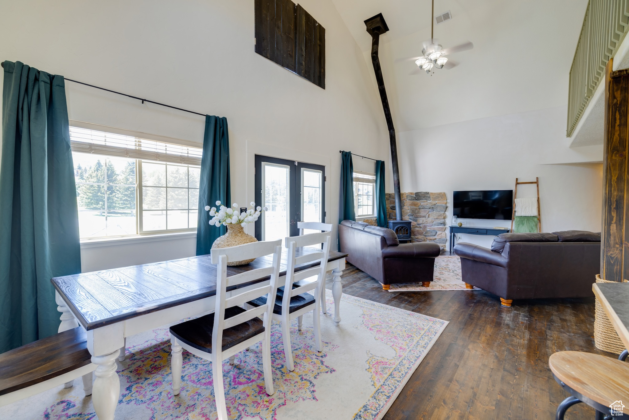 FOXRIDGE SUB LOT 12 - Residential