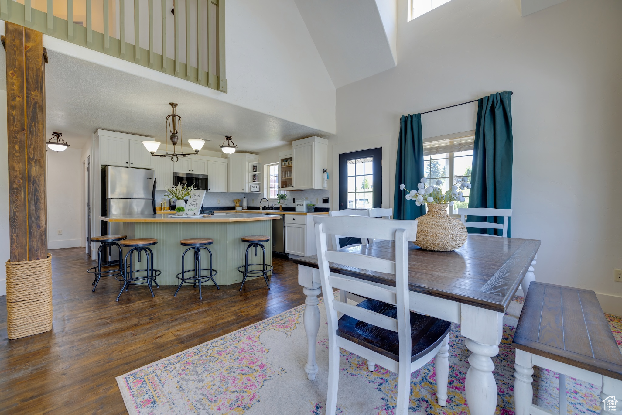 FOXRIDGE SUB LOT 12 - Residential