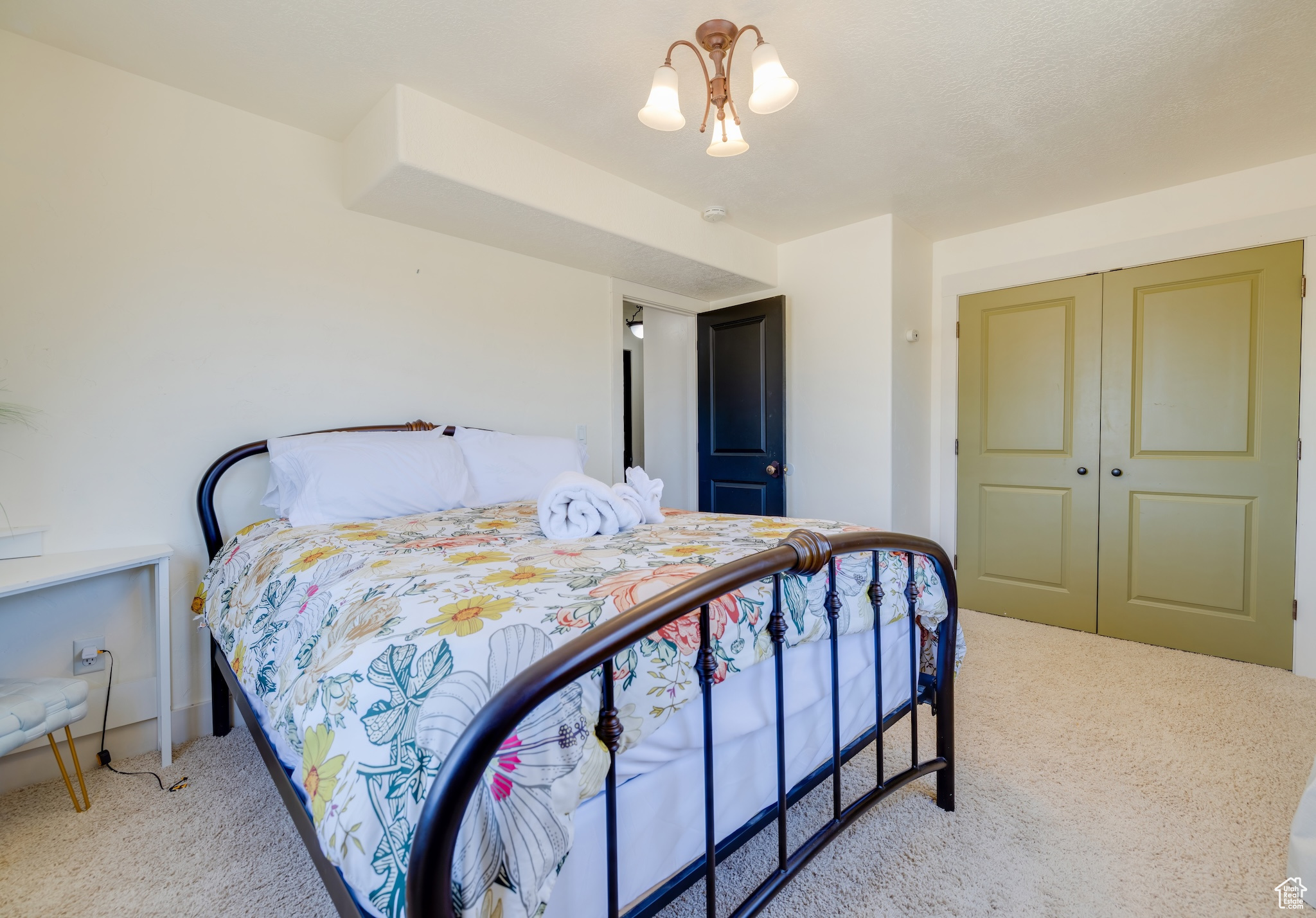 FOXRIDGE SUB LOT 12 - Residential