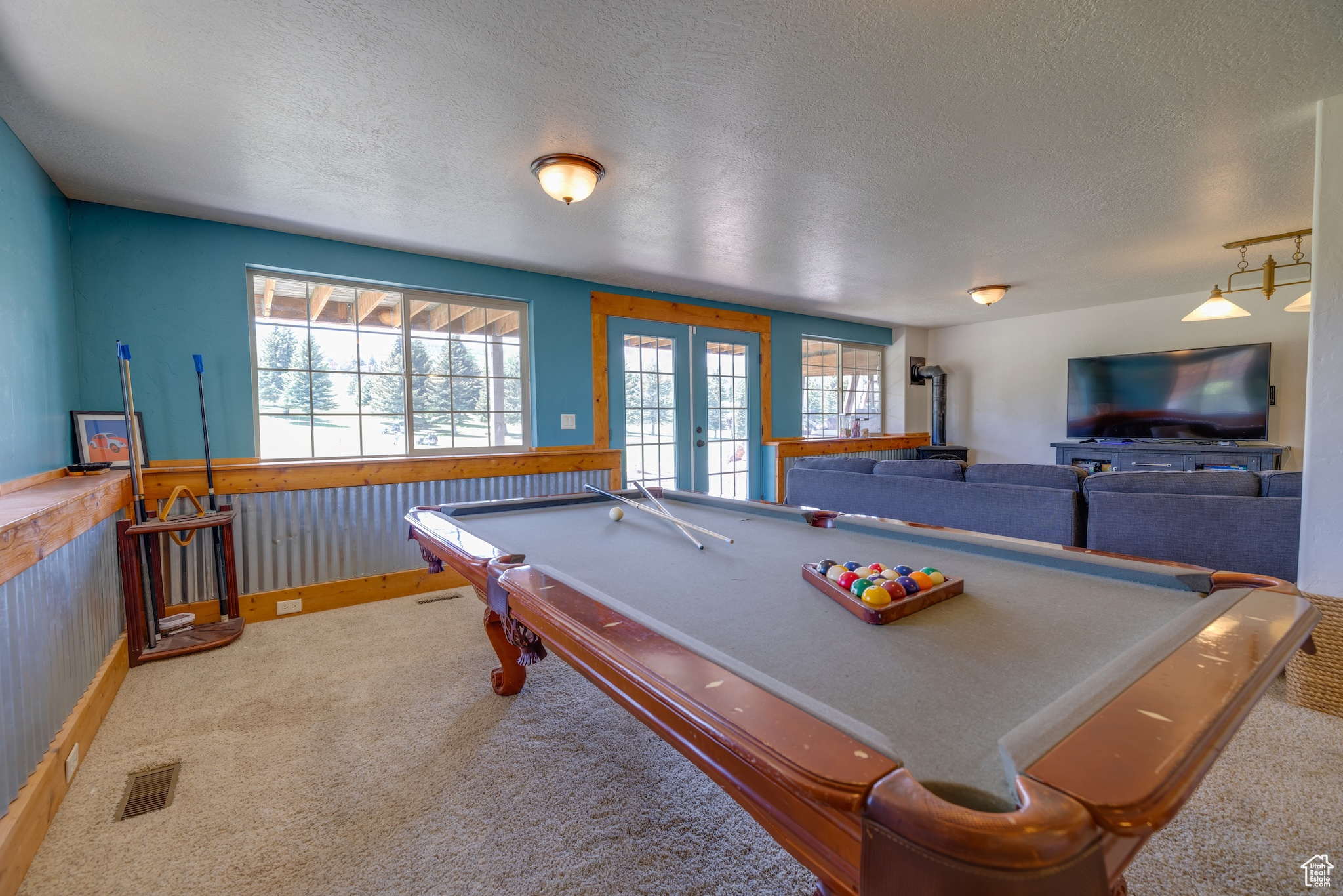 FOXRIDGE SUB LOT 12 - Residential