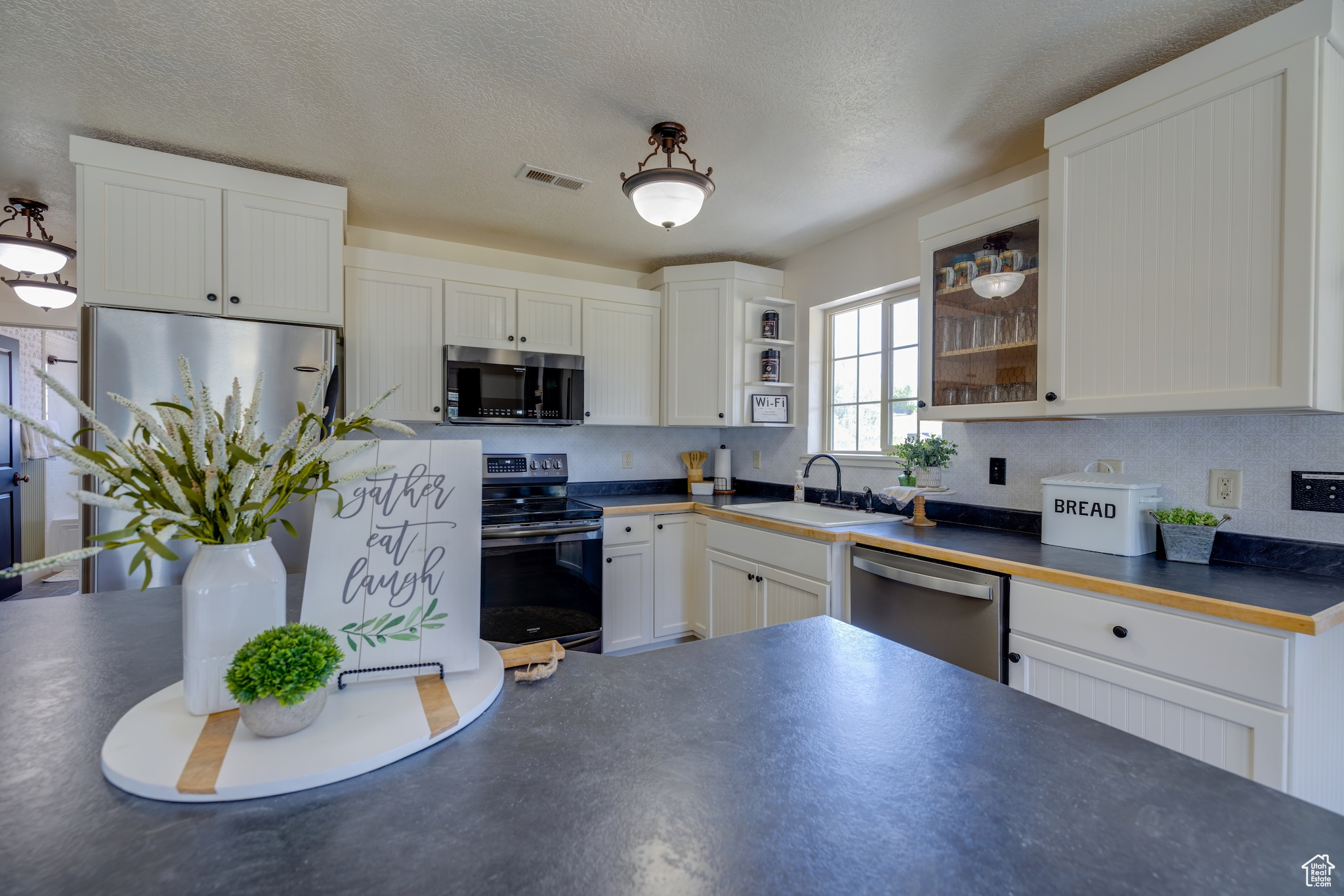 FOXRIDGE SUB LOT 12 - Residential