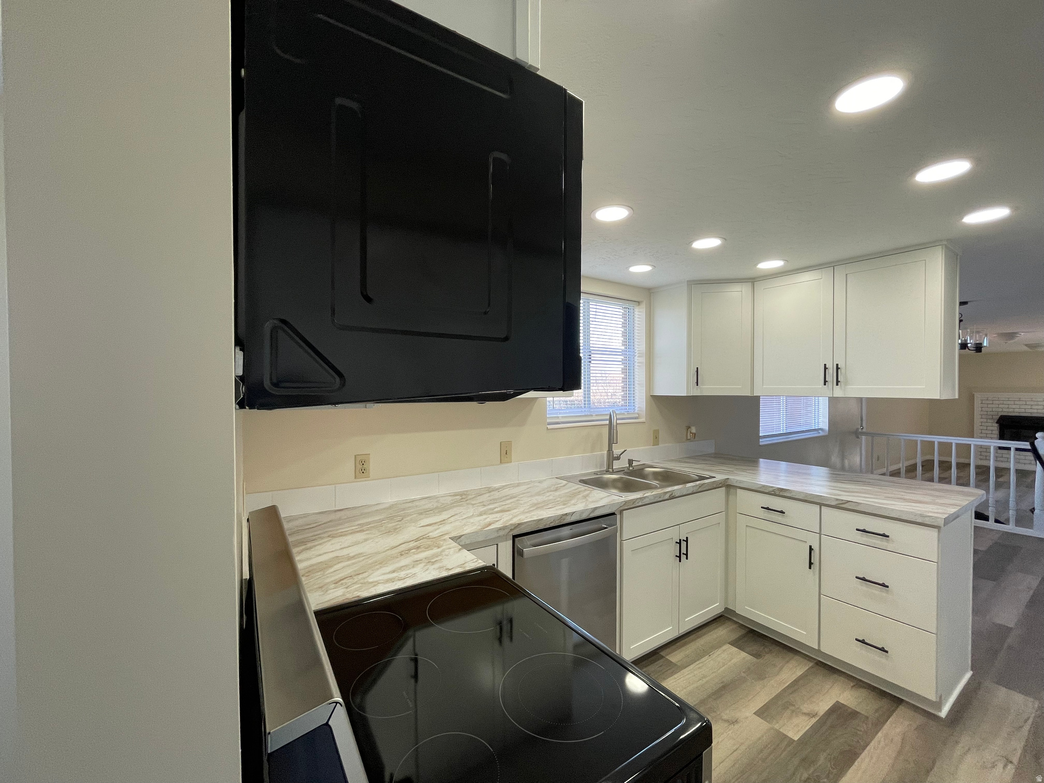 CLOVER CREST - Residential