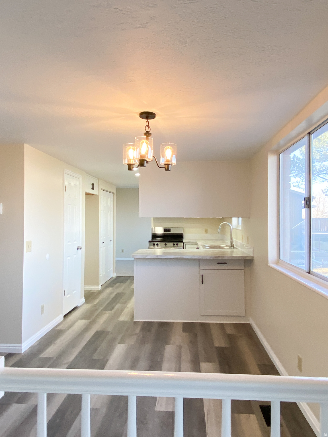 CLOVER CREST - Residential