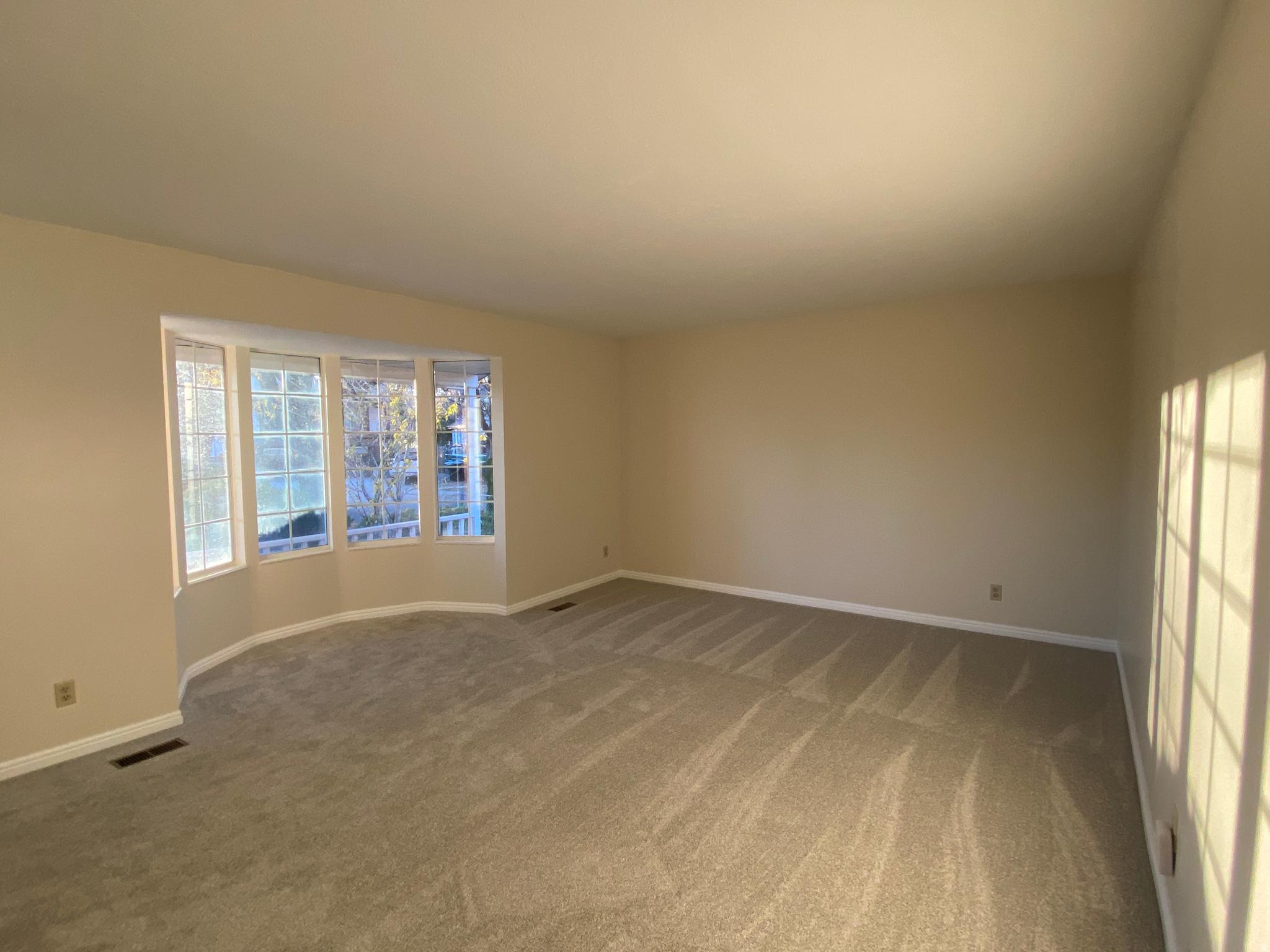 CLOVER CREST - Residential