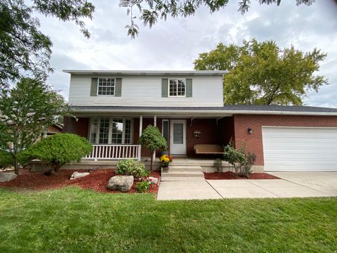 Tiny photo for 5085 S CLOVER VIEW DR, Murray, UT 84123 (MLS # 2142474)