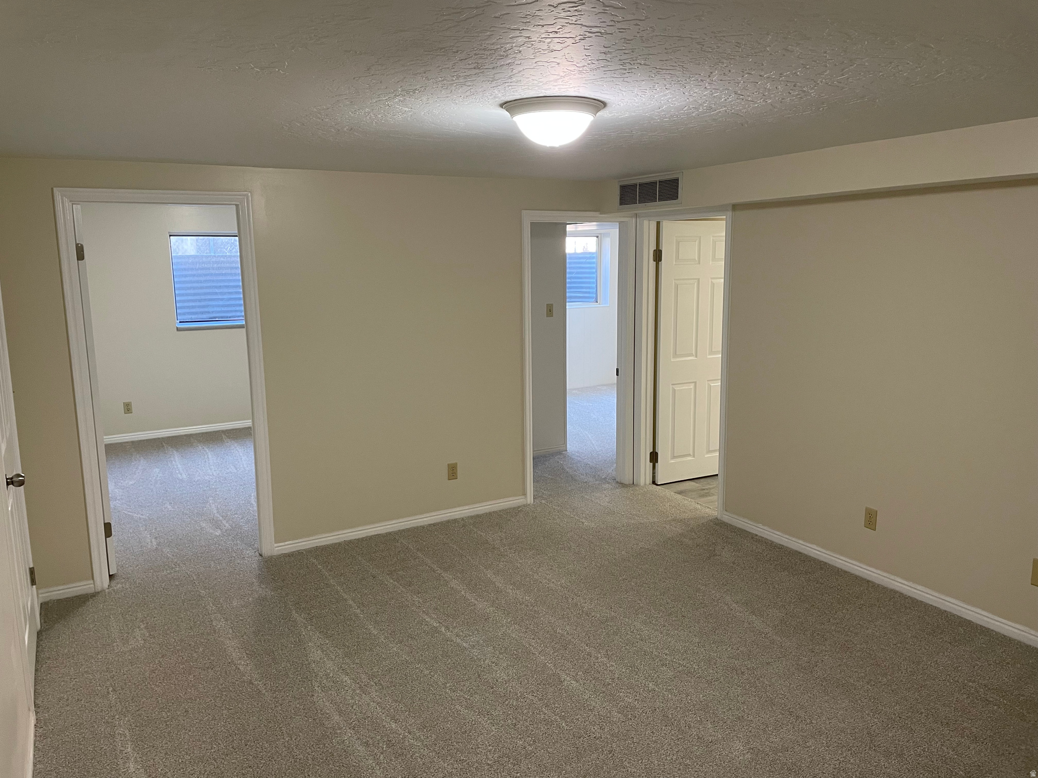 CLOVER CREST - Residential