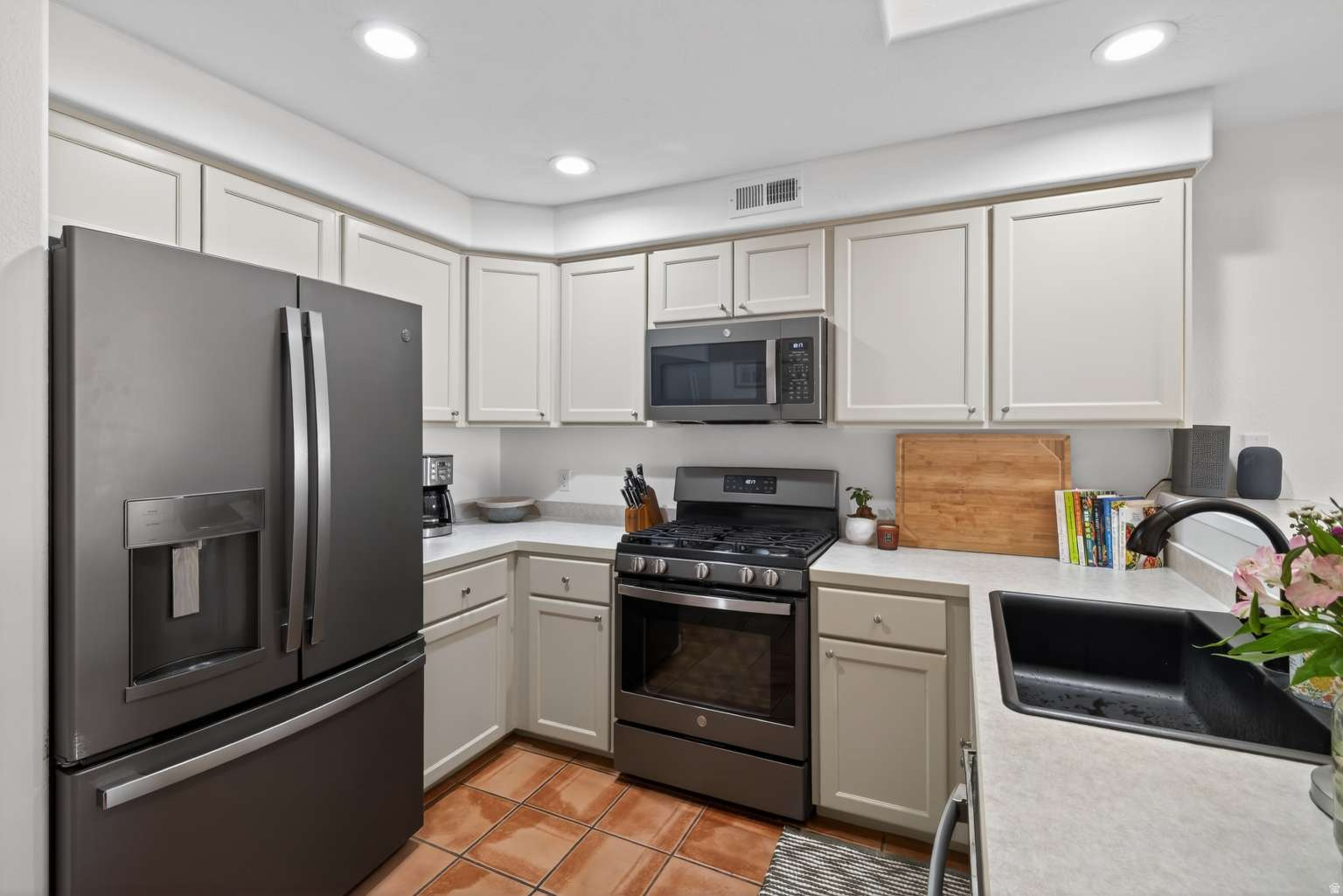 MILLCREEK PUEBLO - Residential