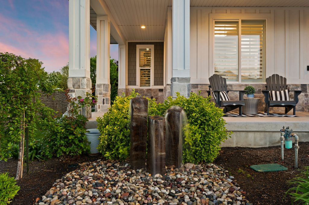 Photo of 2027 W NICHOLAS FARM LN, South Jordan, UT 84095 (MLS # 2155433)