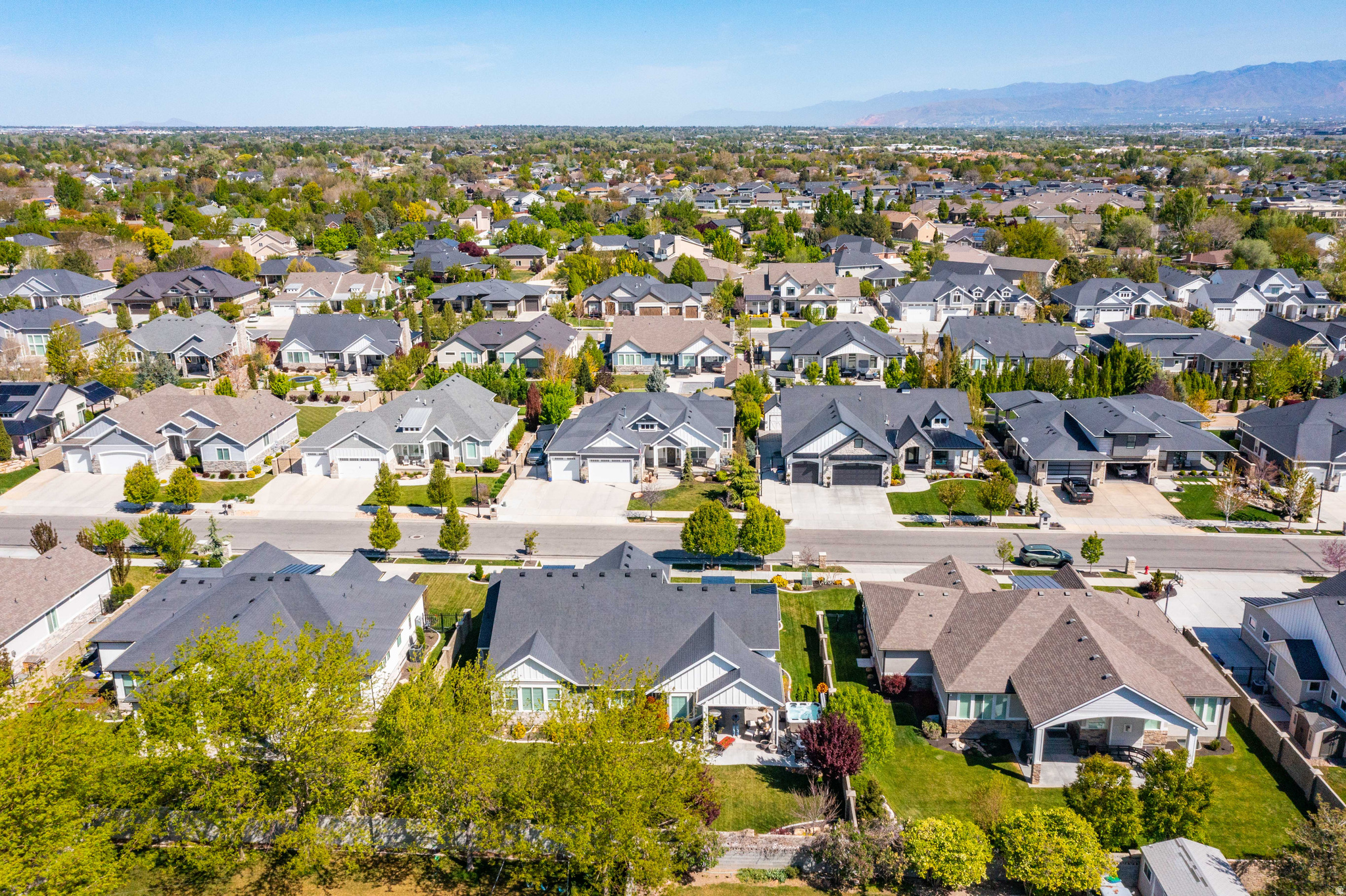 PEARL COVE - Residential