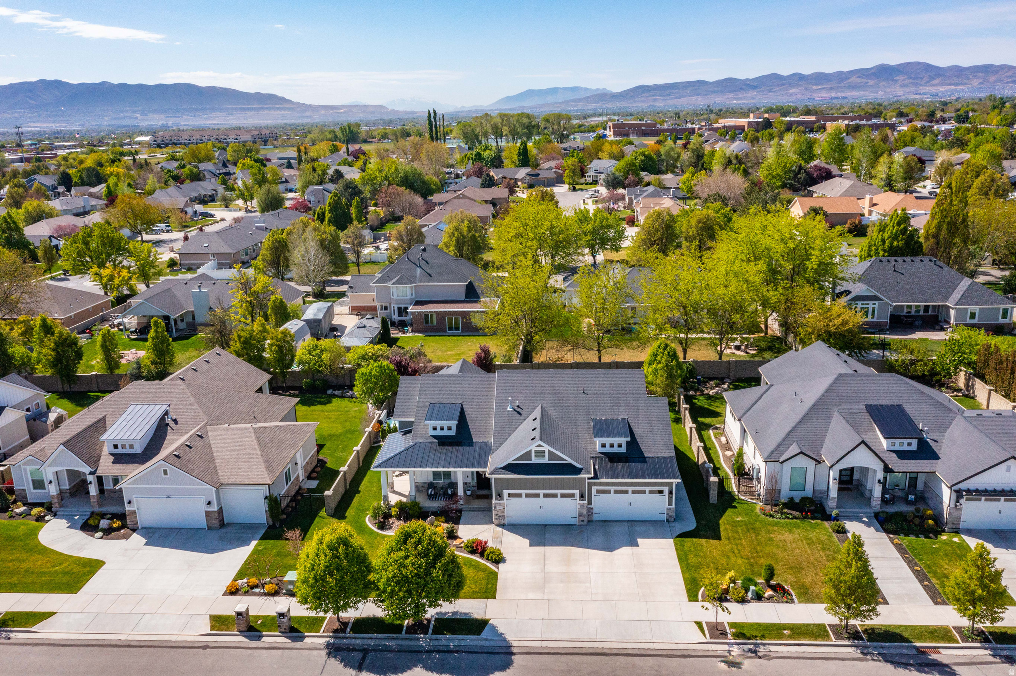 PEARL COVE - Residential