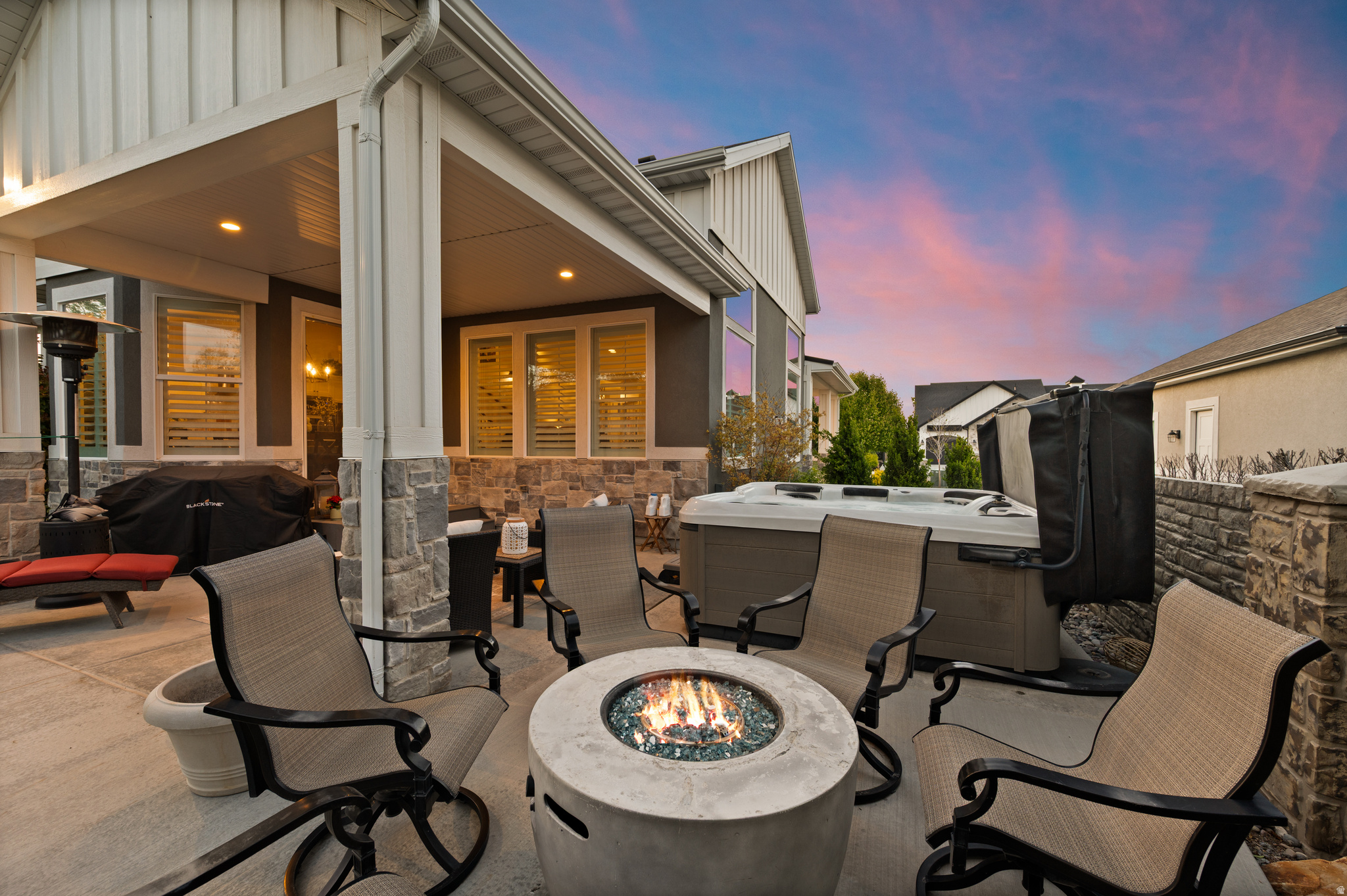 PEARL COVE - Residential