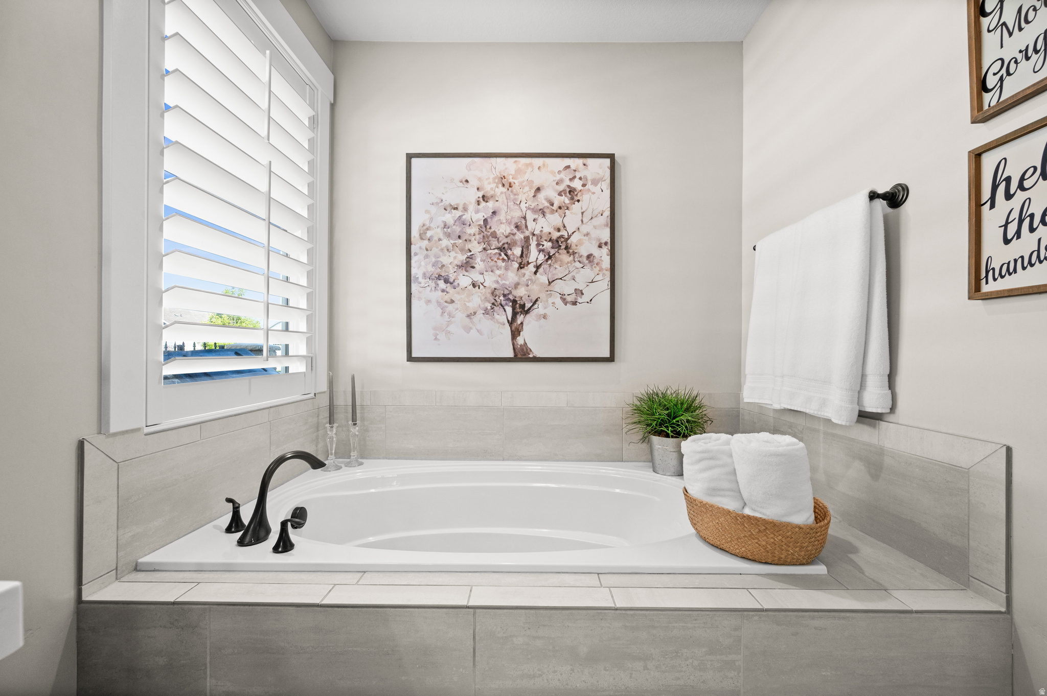 PEARL COVE - Residential
