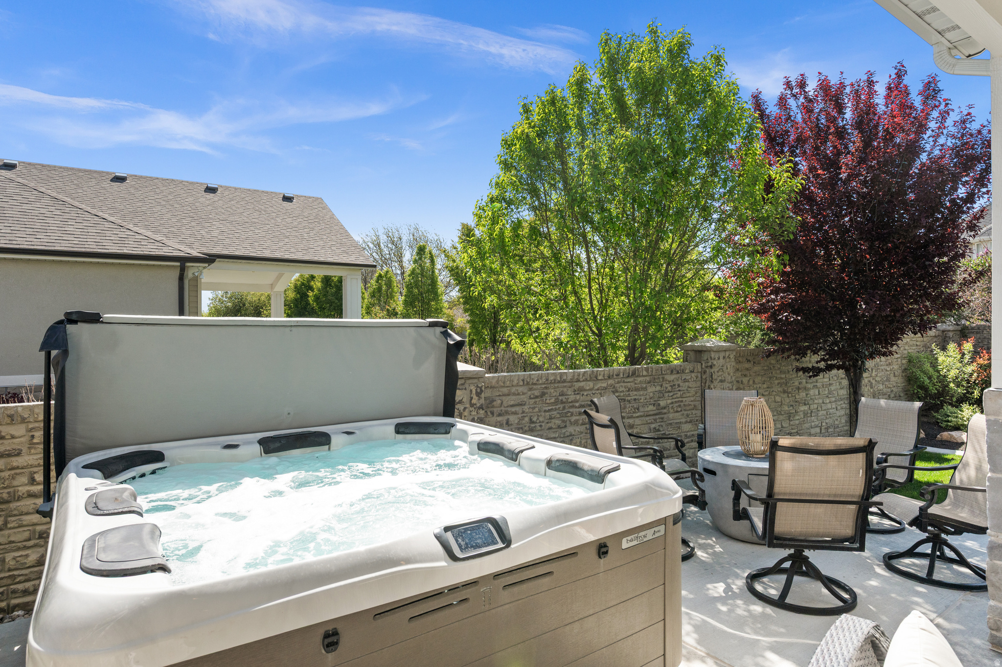 PEARL COVE - Residential