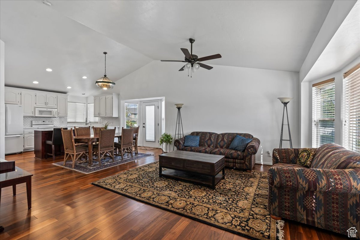 THE FOOTHILLS PLAT A - Residential