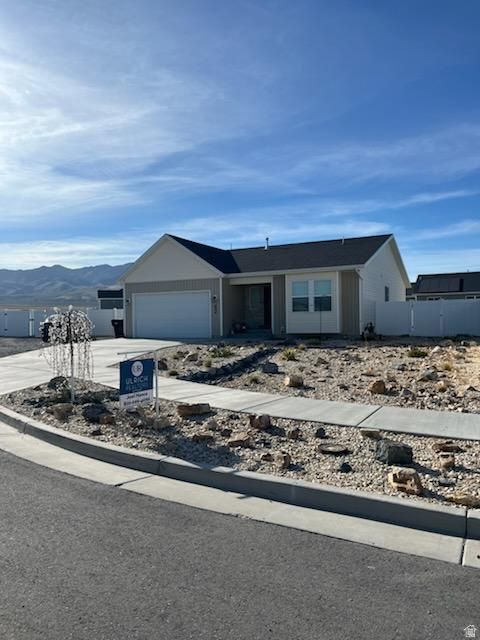 Homes For Sale - 694 W Jedediah Way<br/> Grantsville, UT 84029