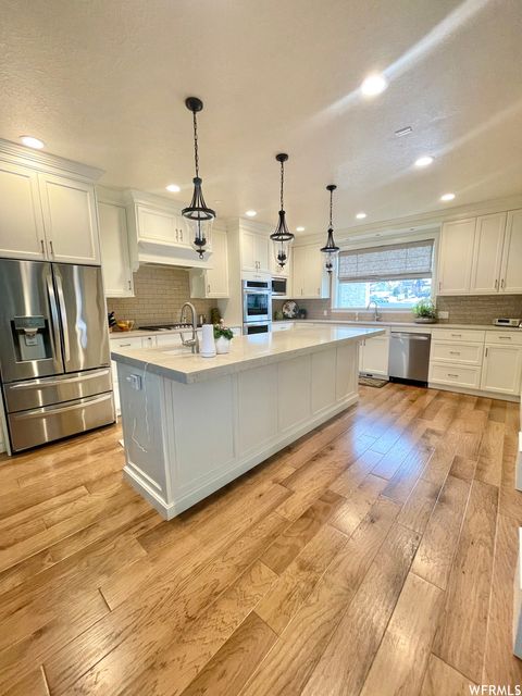 Tiny photo for 553 STRAWBERRY RD Rd, Salem, UT 84653 (MLS # 2130868)