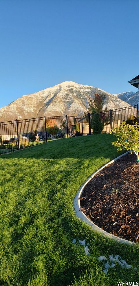 Tiny photo for 553 STRAWBERRY RD Rd, Salem, UT 84653 (MLS # 2130868)