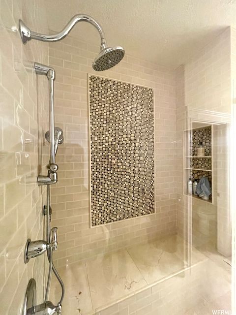 Tiny photo for 553 STRAWBERRY RD Rd, Salem, UT 84653 (MLS # 2130868)