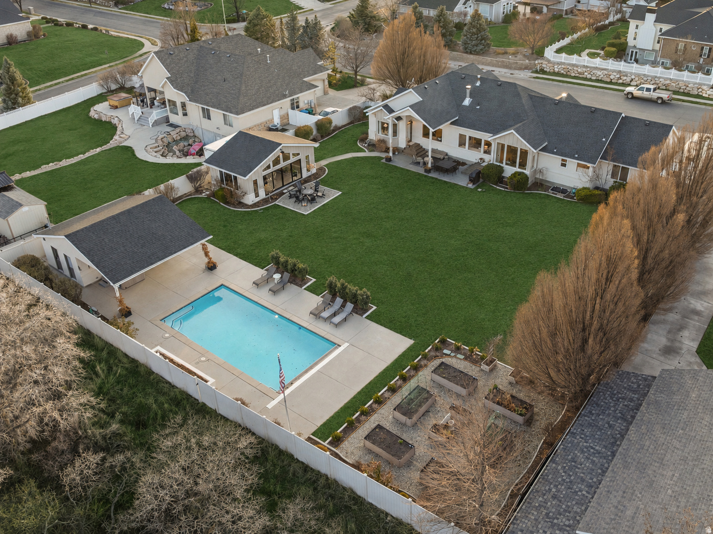 MYSTIC COVE - Residential