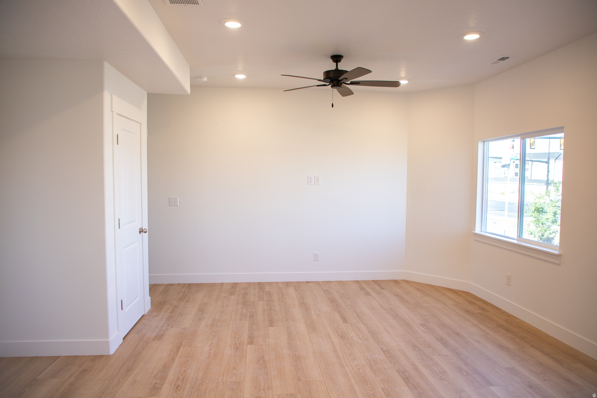 MEADOW CREEK RIDGE - Residential