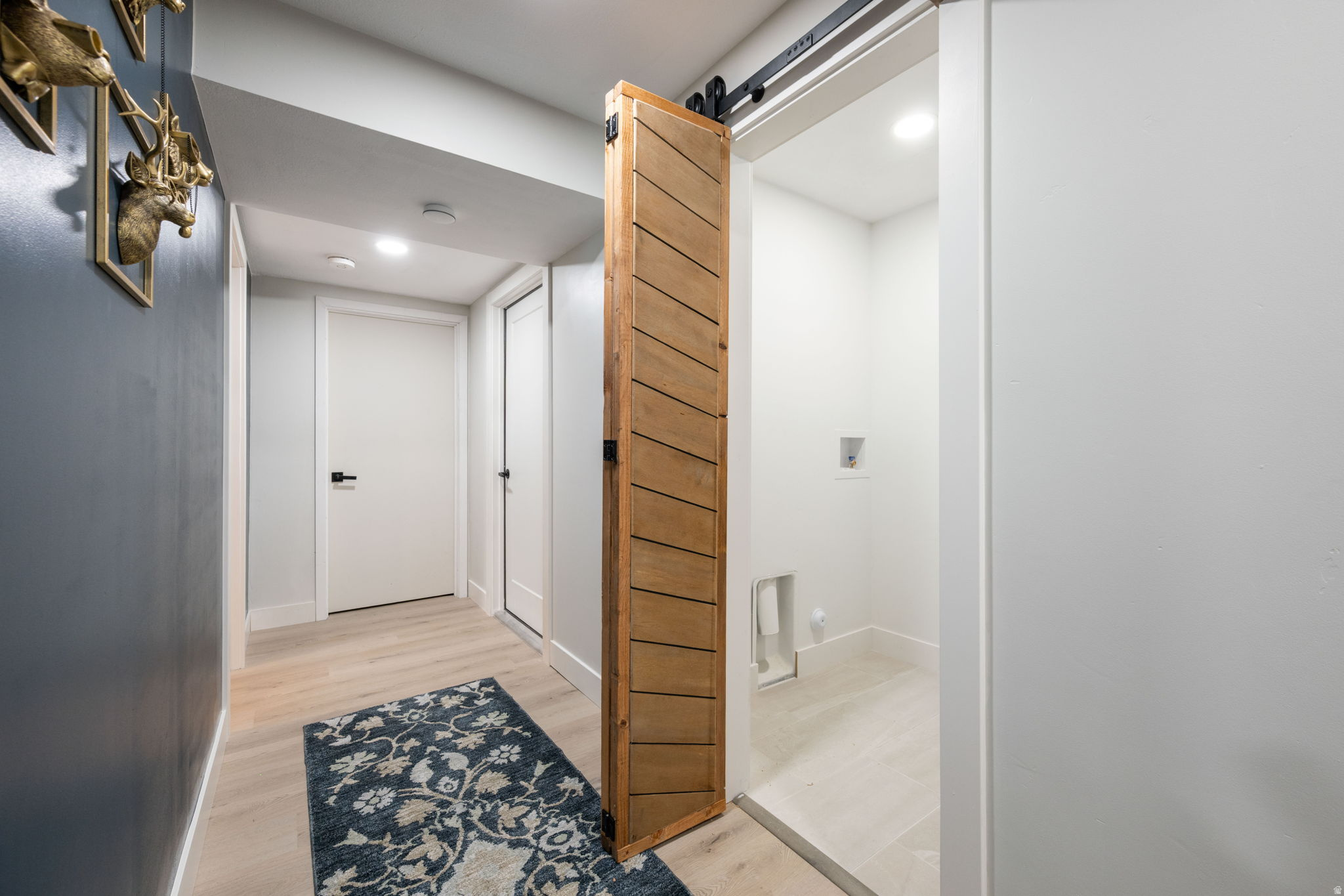 CRESCENT HILLS - Residential