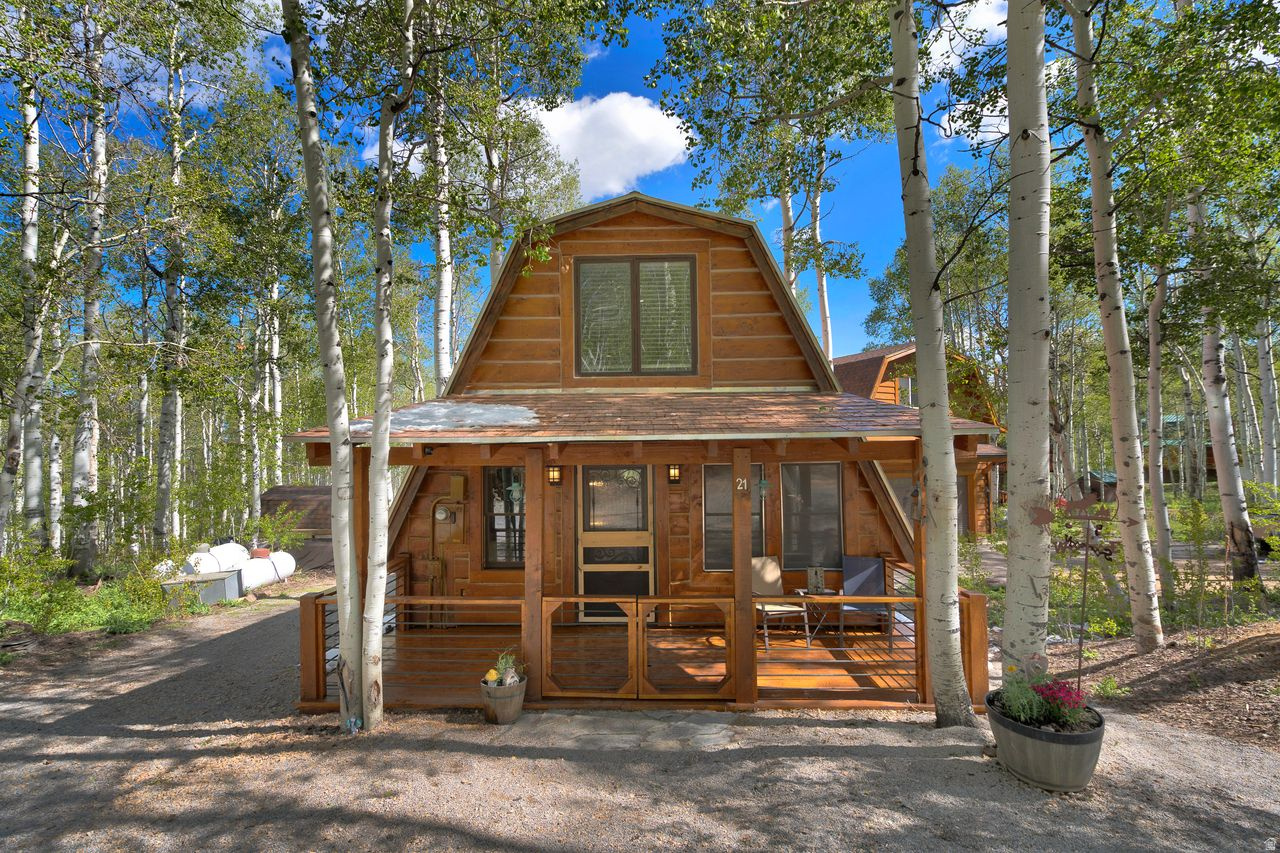 TIMBER LAKES - Residential