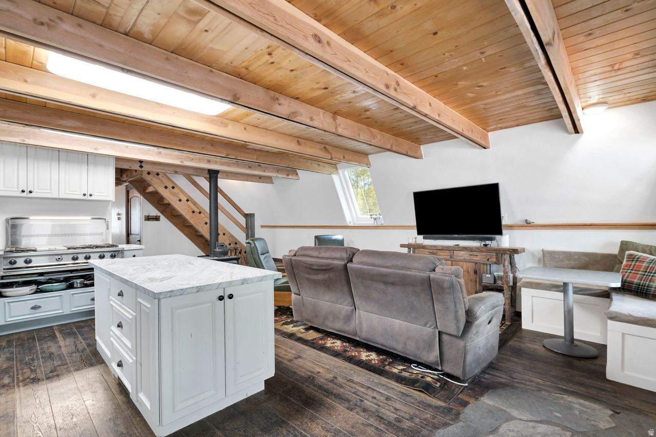 TIMBER LAKES - Residential